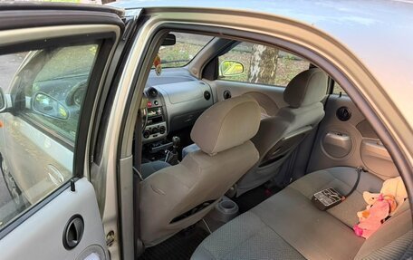 Chevrolet Aveo III, 2004 год, 250 000 рублей, 3 фотография