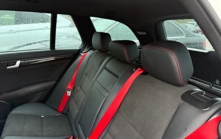 Mercedes-Benz C-Класс, 2013 год, 1 200 000 рублей, 36 фотография