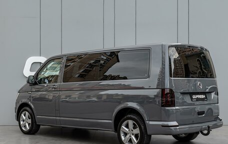 Volkswagen Transporter T6 рестайлинг, 2019 год, 3 950 000 рублей, 2 фотография
