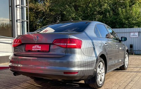 Volkswagen Jetta VI, 2015 год, 899 000 рублей, 3 фотография