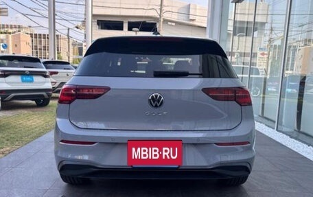 Volkswagen Golf VIII, 2022 год, 1 950 000 рублей, 6 фотография