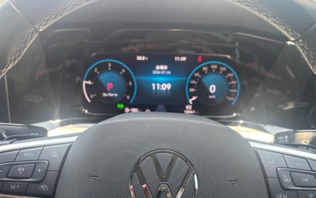 Volkswagen Golf VIII, 2022 год, 1 950 000 рублей, 14 фотография