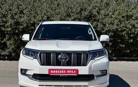 Toyota Land Cruiser Prado 150 рестайлинг 2, 2019 год, 5 190 000 рублей, 4 фотография
