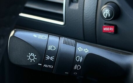 Toyota Land Cruiser Prado 150 рестайлинг 2, 2019 год, 5 190 000 рублей, 12 фотография
