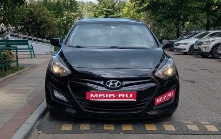 Hyundai i30 II рестайлинг, 2012 год, 990 000 рублей, 2 фотография