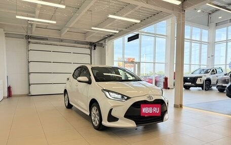 Toyota Yaris, 2020 год, 1 439 000 рублей, 8 фотография