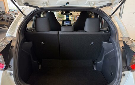 Toyota Yaris, 2020 год, 1 439 000 рублей, 20 фотография