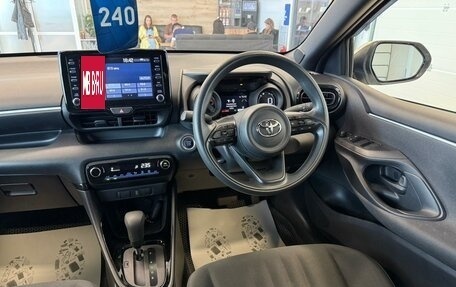 Toyota Yaris, 2020 год, 1 439 000 рублей, 15 фотография