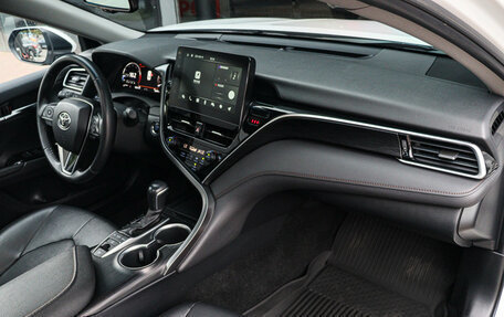 Toyota Camry, 2022 год, 3 050 000 рублей, 7 фотография