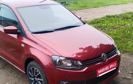 Volkswagen Polo VI (EU Market), 2012 год, 540 000 рублей, 2 фотография