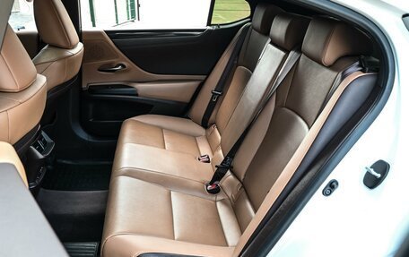 Lexus ES VII, 2020 год, 4 099 000 рублей, 9 фотография