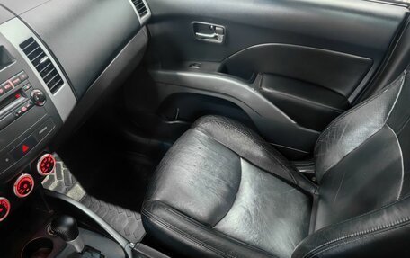 Mitsubishi Outlander III рестайлинг 3, 2007 год, 1 045 000 рублей, 14 фотография