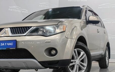 Mitsubishi Outlander III рестайлинг 3, 2007 год, 1 045 000 рублей, 25 фотография