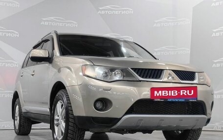Mitsubishi Outlander III рестайлинг 3, 2007 год, 1 045 000 рублей, 27 фотография