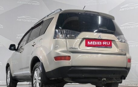 Mitsubishi Outlander III рестайлинг 3, 2007 год, 1 045 000 рублей, 26 фотография