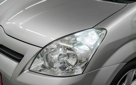 Toyota Corolla Verso I, 2008 год, 800 000 рублей, 18 фотография