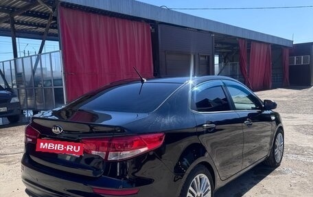 KIA Rio III рестайлинг, 2015 год, 900 000 рублей, 4 фотография