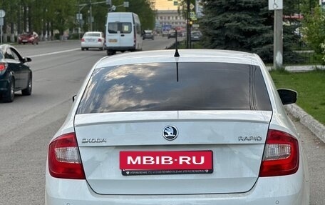 Skoda Rapid I, 2015 год, 980 000 рублей, 4 фотография