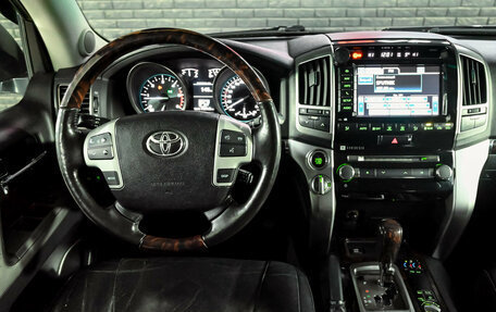 Toyota Land Cruiser 200, 2012 год, 3 500 000 рублей, 20 фотография