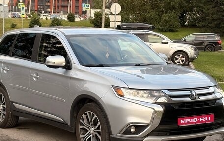 Mitsubishi Outlander III рестайлинг 3, 2016 год, 1 525 000 рублей, 1 фотография