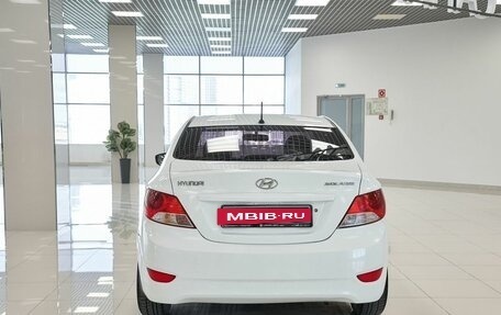 Hyundai Solaris II рестайлинг, 2012 год, 455 000 рублей, 8 фотография