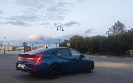 Hyundai Elantra, 2021 год, 2 100 000 рублей, 4 фотография