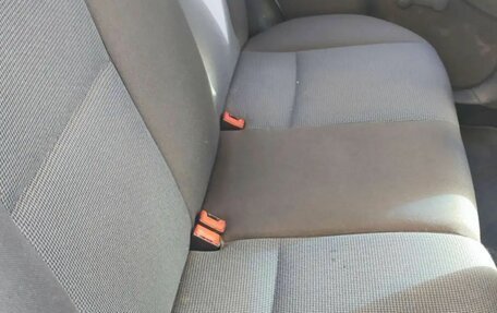 Ford Focus IV, 2004 год, 235 000 рублей, 13 фотография