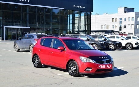 KIA cee'd I рестайлинг, 2010 год, 647 000 рублей, 3 фотография