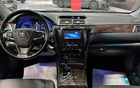 Toyota Camry, 2015 год, 1 870 000 рублей, 27 фотография