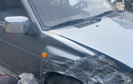 Nissan Terrano II рестайлинг, 1992 год, 300 000 рублей, 1 фотография