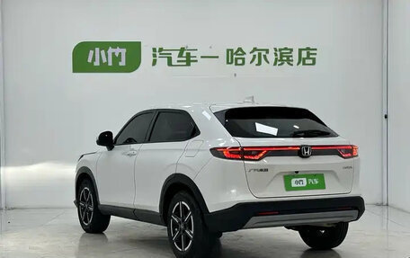 Honda Vezel, 2023 год, 2 000 000 рублей, 4 фотография