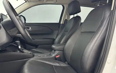 Honda Vezel, 2023 год, 2 000 000 рублей, 11 фотография