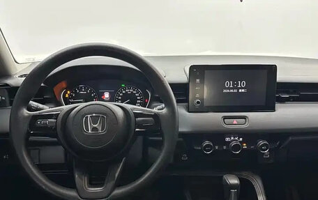 Honda Vezel, 2023 год, 2 000 000 рублей, 8 фотография