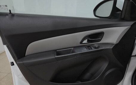 Chevrolet Cruze II, 2014 год, 840 000 рублей, 9 фотография
