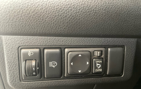 Nissan Tiida, 2011 год, 720 000 рублей, 21 фотография