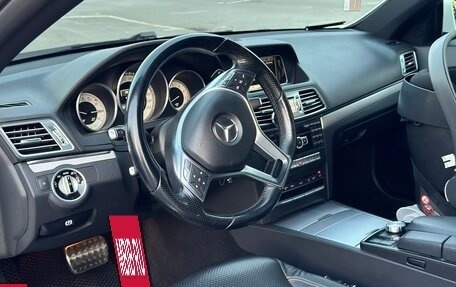 Mercedes-Benz E-Класс, 2013 год, 2 200 000 рублей, 19 фотография