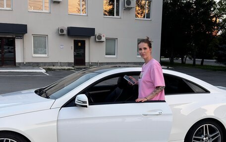 Mercedes-Benz E-Класс, 2013 год, 2 200 000 рублей, 38 фотография