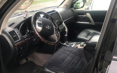 Toyota Land Cruiser 200, 2014 год, 3 750 000 рублей, 4 фотография