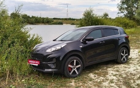 KIA Sportage IV рестайлинг, 2019 год, 1 950 000 рублей, 2 фотография