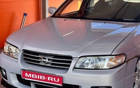 Nissan Avenir II, 2004 год, 245 000 рублей, 2 фотография