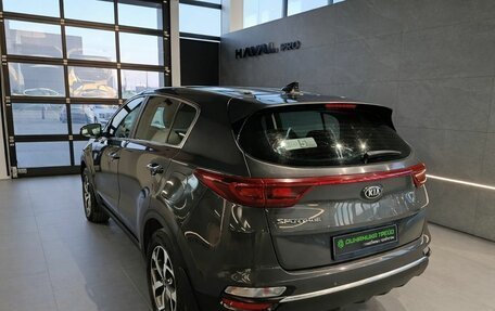 KIA Sportage IV рестайлинг, 2019 год, 1 799 000 рублей, 6 фотография