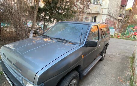 Nissan Terrano II рестайлинг, 1992 год, 300 000 рублей, 3 фотография