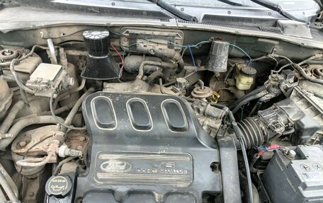 Ford Escape II, 2001 год, 250 000 рублей, 9 фотография