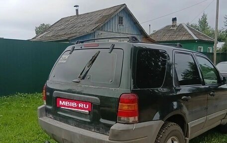 Ford Escape II, 2001 год, 250 000 рублей, 3 фотография
