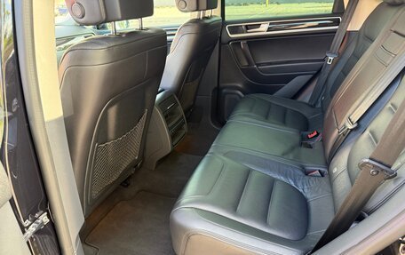 Volkswagen Touareg III, 2017 год, 4 200 000 рублей, 10 фотография