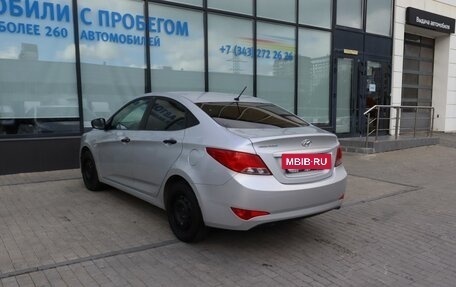 Hyundai Solaris II рестайлинг, 2016 год, 849 000 рублей, 3 фотография