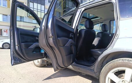 Mitsubishi Outlander III рестайлинг 3, 2007 год, 880 000 рублей, 5 фотография