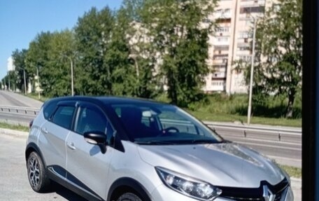 Renault Kaptur I рестайлинг, 2017 год, 1 500 000 рублей, 2 фотография