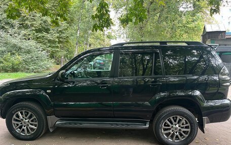 Toyota Land Cruiser Prado 120 рестайлинг, 2008 год, 2 940 000 рублей, 3 фотография