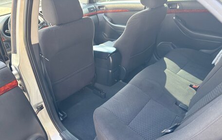 Toyota Avensis III рестайлинг, 2006 год, 670 000 рублей, 14 фотография